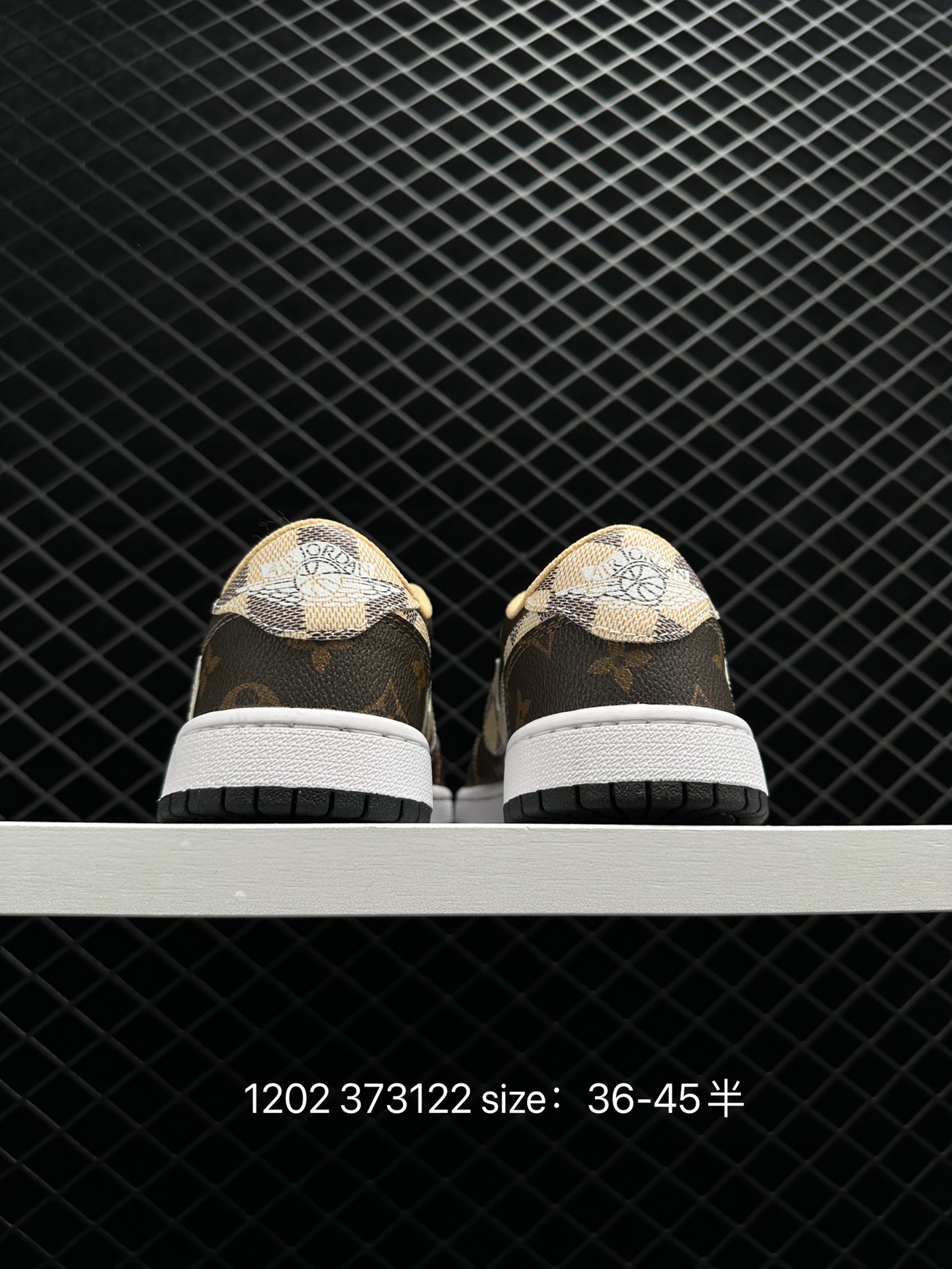 Travis Scott x Fragment x Air Jordan 1 Low“Military Blue”